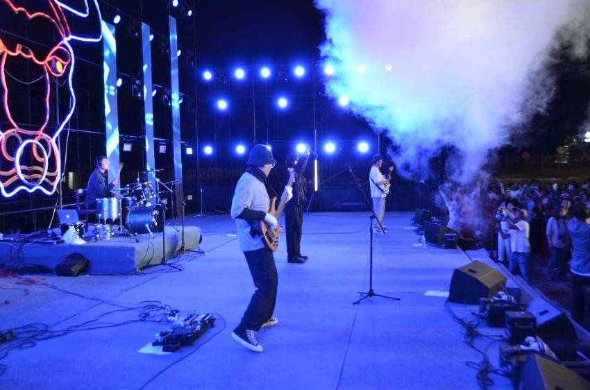 如图片无法显示,请刷新页面 如图片无法显示,请刷新页面